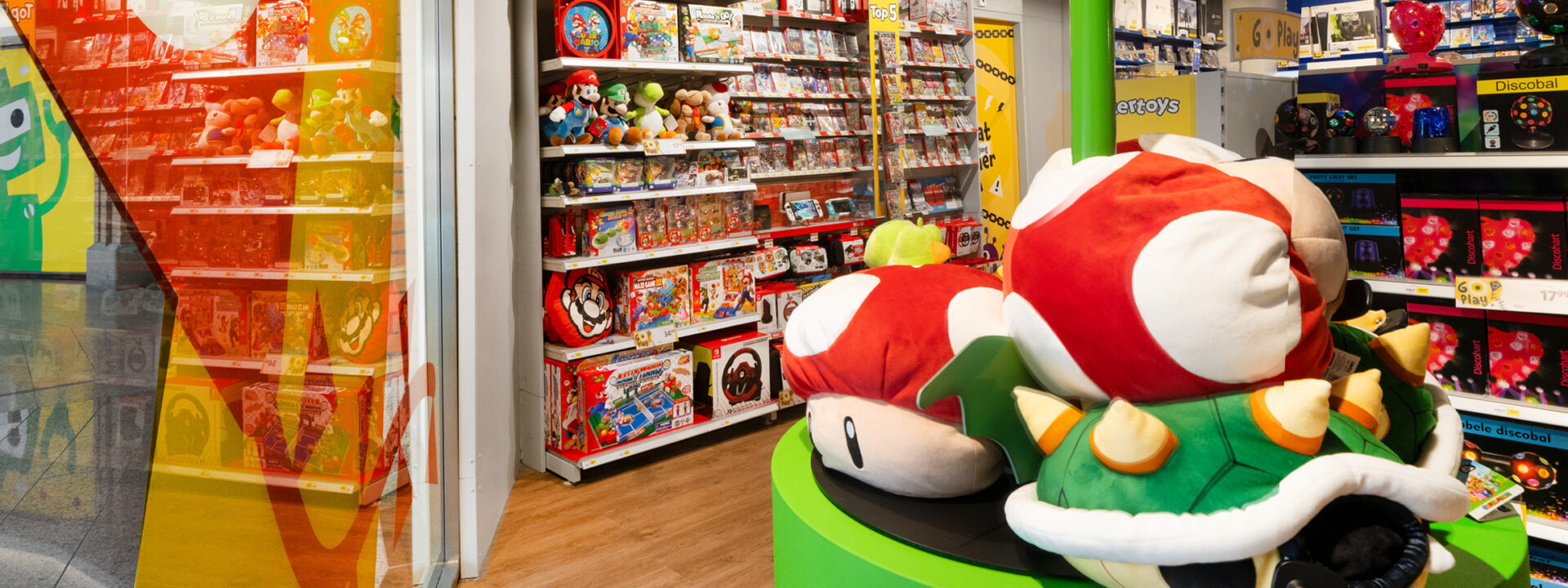 Impact instore_Nintendo Eindhoven Intertoys XL_07